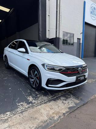 VOLKSWAGEN JETTA 2.0 350 TSI GASOLINA GLI DSG